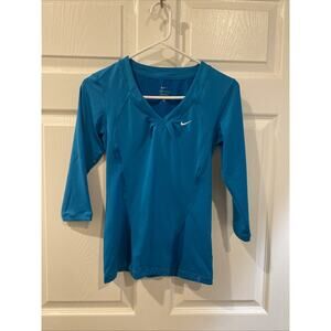 Nike Dri Fit Blue Top Women S 3/4 Sleeves Fitted Athletic Dri-fit Shirt J5